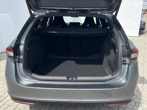 Škoda Superb Sportline DSG 2,0TDI - foto 6