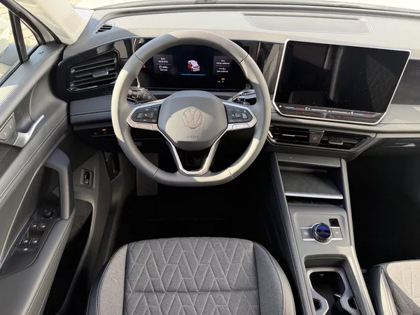 Volkswagen Tiguan People 7DSG 2,0TDi - foto 6