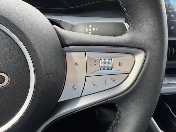 BYD Dolphin G DM-i Comfort 1,5 - foto 21
