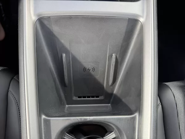 BYD Dolphin G DM-i Comfort 1,5 - foto 26