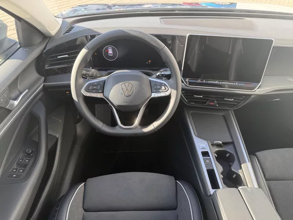 Volkswagen Passat Business 7DSG mHEV 1,5eTSI - foto 6