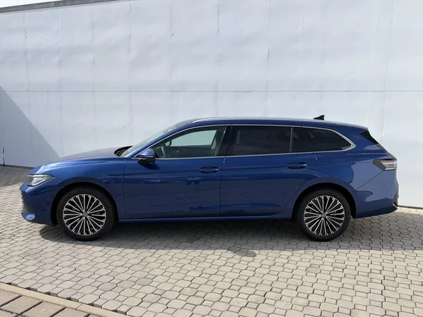Volkswagen Passat Elegance 7DSG 2,0TDI - foto 3