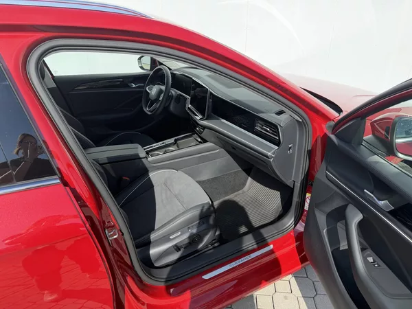 Volkswagen Passat Elegance DSG mHEV 1,5eTSI - foto 24