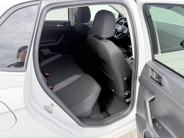Volkswagen Polo People 5G 1,0TSi - foto 22