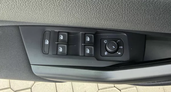 Volkswagen Polo People 5G 1,0TSi - foto 20