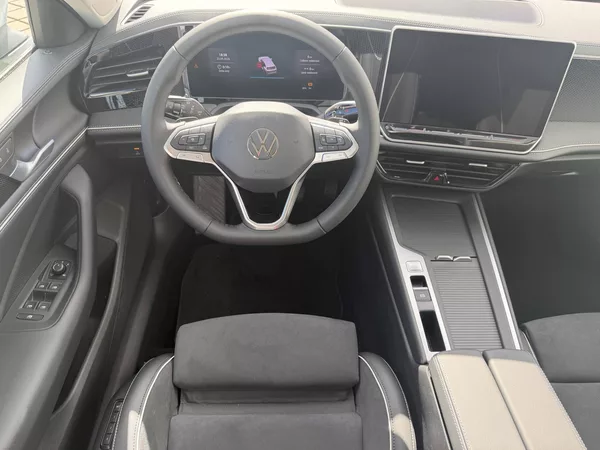 Volkswagen Passat Bussines 7DSG 2,0TDi - foto 6