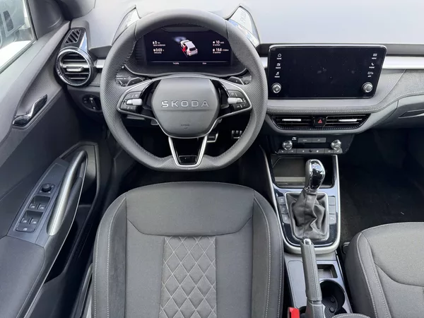 Škoda Fabia Dynamic 7DSG 1,0TSI - foto 4