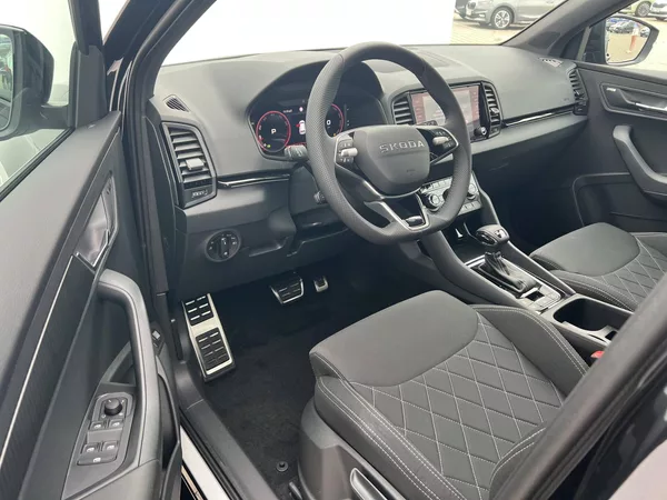 Škoda Karoq Sportline 7DSG 1,5TSI - foto 3