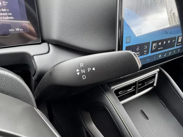 BYD ATTO 2 Boost DM-i 1,5 - foto 8