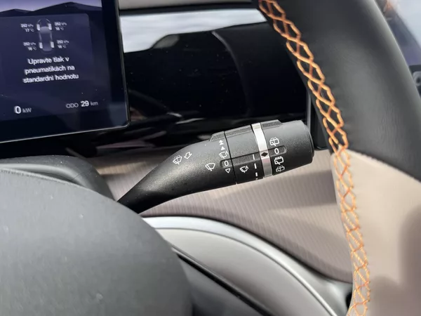 BYD Seal 5 DM-i Design 1,5 - foto 21