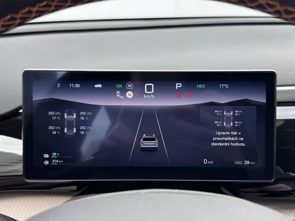 BYD Seal 5 DM-i Design 1,5 - foto 23