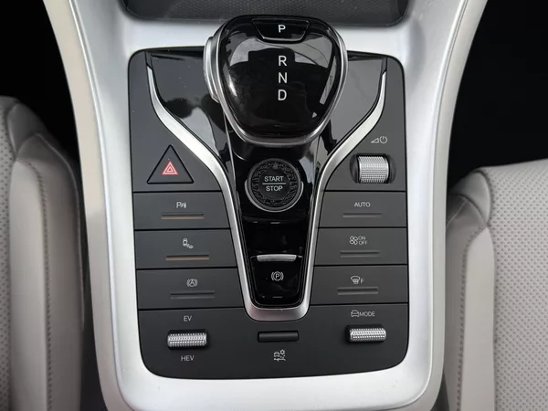 BYD Seal 5 DM-i Design 1,5 - foto 24