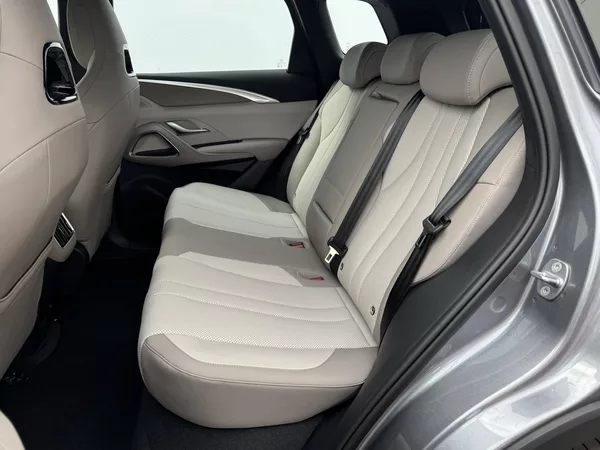 BYD Seal 5 DM-i Design 1,5 - foto 8