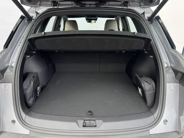 BYD Seal 5 DM-i Design 1,5 - foto 9