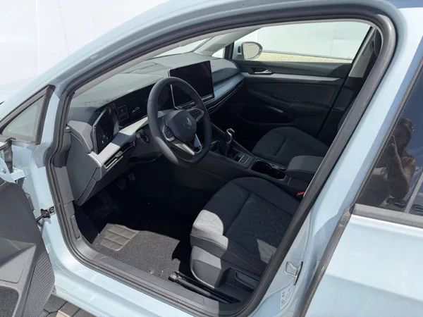 Volkswagen Golf People 6G 1,5TSI - foto 5