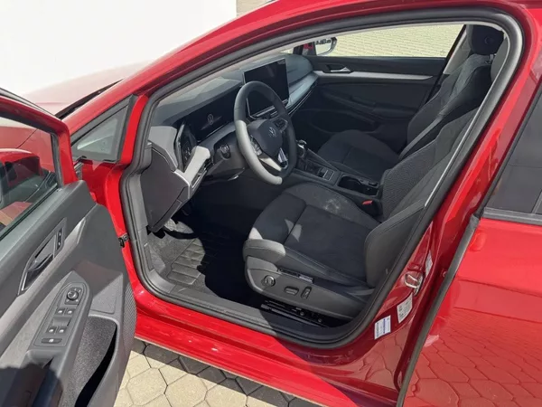 Volkswagen Golf Family 6G 1,5TSI - foto 5