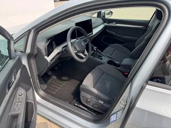 Volkswagen Golf Family 6G 1,5TSI - foto 5