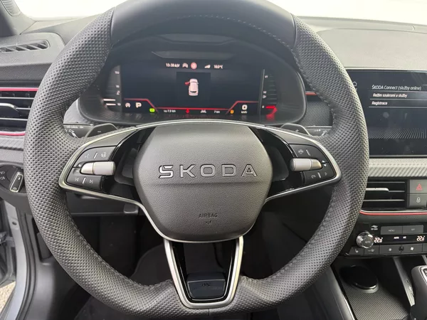 Škoda Kamiq Monte Carlo 7DSG 1,0TSI - foto 6