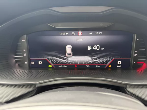 Škoda Kamiq Monte Carlo 7DSG 1,0TSI - foto 9