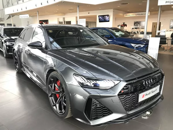 Audi A6 RS6 perf.Avant Quattro 8TT 4,0 - foto 2