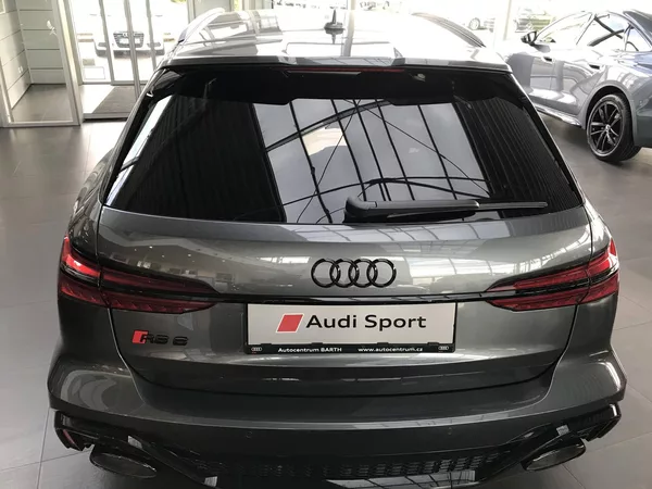Audi A6 RS6 perf.Avant Quattro 8TT 4,0 - foto 5