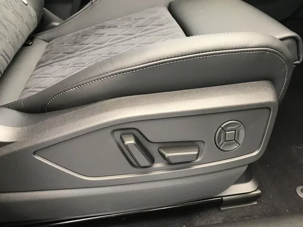 Audi Q5 Quattro ST7 2,0TDI - foto 15