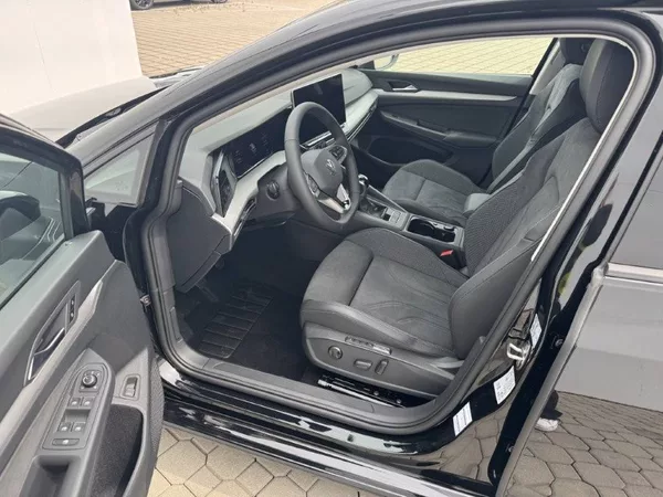 Volkswagen Golf People 6G 1,5TSI - foto 5