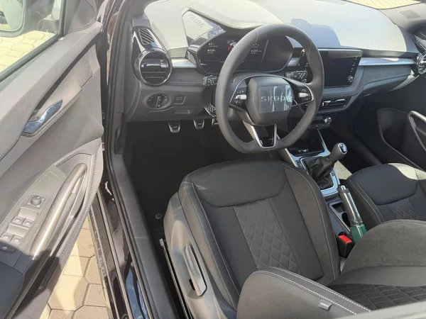 Škoda Fabia Dynamic 6MP 1,0TSI - foto 3