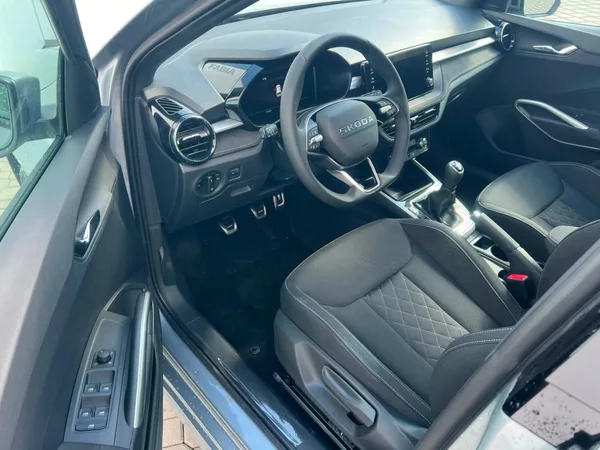 Škoda Fabia Dynamic 6MP 1,0TSI - foto 3