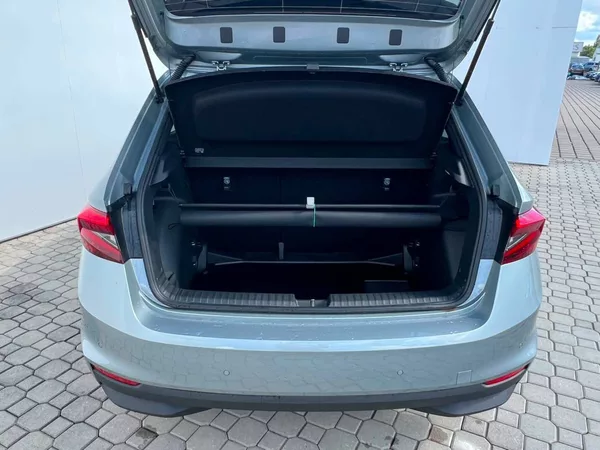 Škoda Fabia Dynamic 6MP 1,0TSI - foto 6