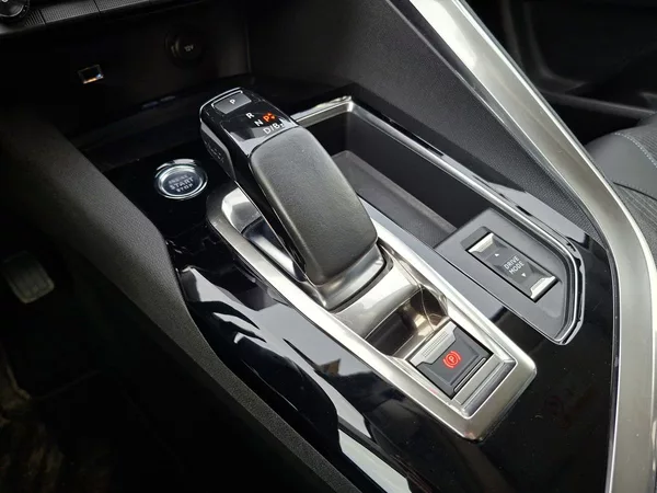 Peugeot 3008 ALLURE PACK HYBRID 225 e-EAT8 - foto 30