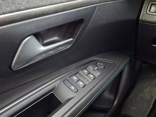 Peugeot 3008 ALLURE PACK HYBRID 225 e-EAT8 - foto 31