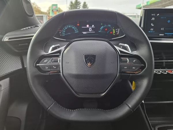 Peugeot 2008 STYLE Hybrid 136 e-DCS6 - foto 16