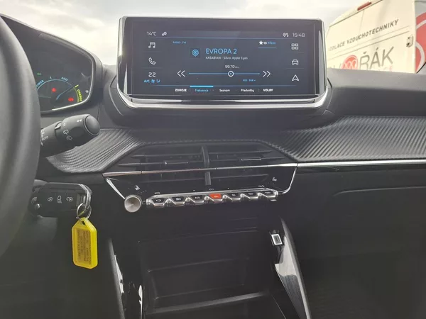 Peugeot 2008 STYLE Hybrid 136 e-DCS6 - foto 18