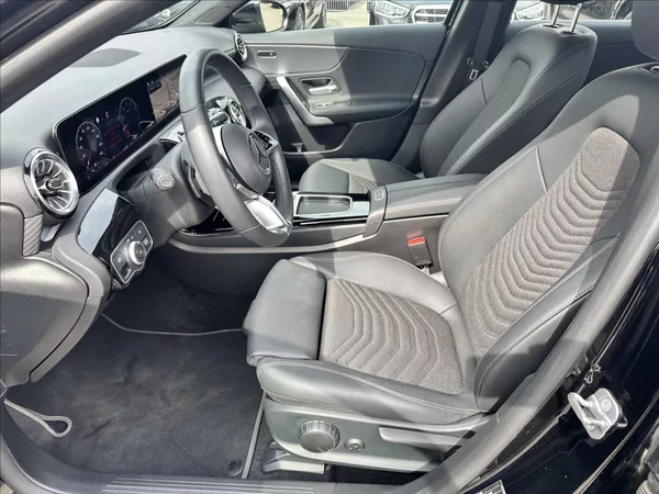 Mercedes-Benz Třídy A A 200 Progressive linie - foto 10