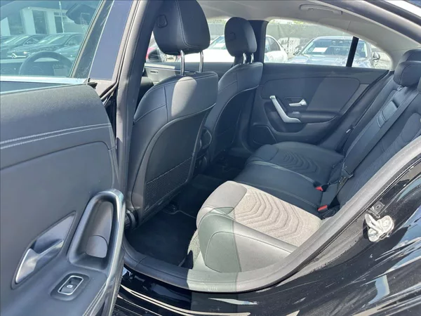 Mercedes-Benz CLA 200 kupé Progressive - foto 11