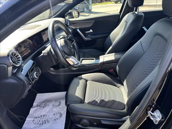 Mercedes-Benz Třídy A A 200 Progressive - foto 10