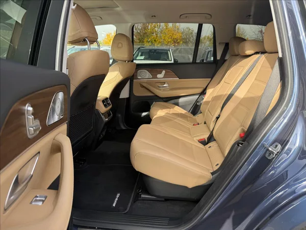 Mercedes-Benz GLS 450 4MATIC AMG linie - foto 11