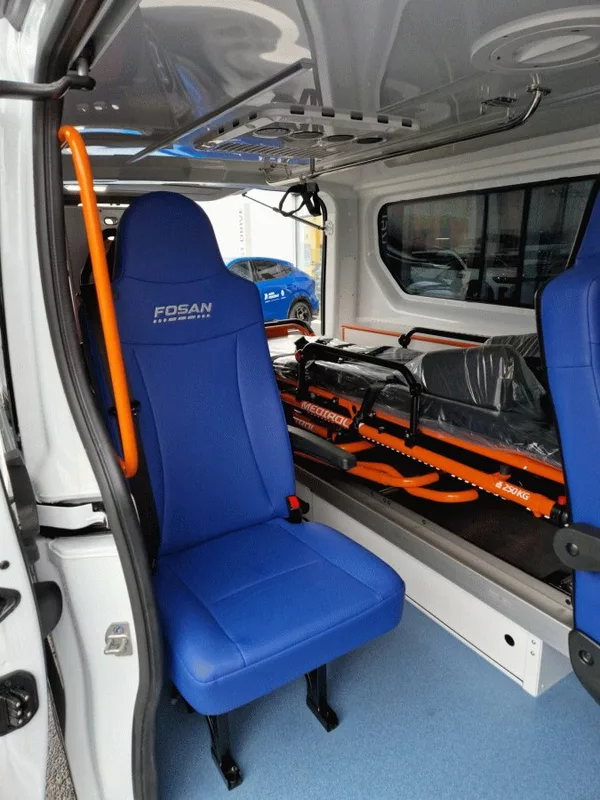 Renault Trafic Sanitka Furgon - foto 17