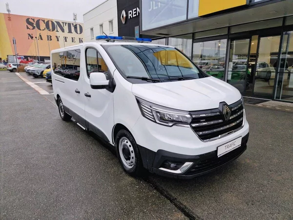 Renault Trafic Sanitka Furgon - foto 2