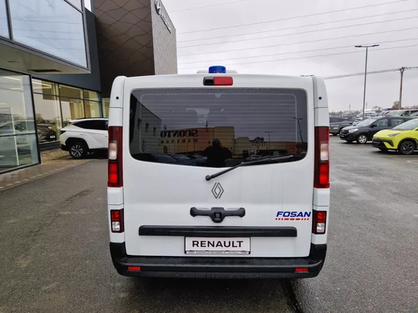 Renault Trafic Sanitka Furgon - foto 8