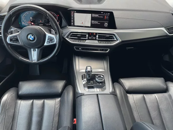 BMW X5 xDrive 40i AT 340k - foto 11