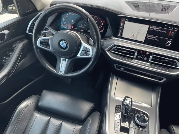BMW X5 xDrive 40i AT 340k - foto 12