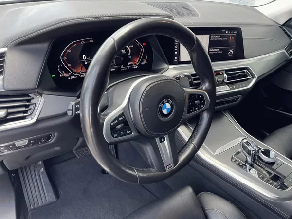BMW X5 xDrive 40i AT 340k - foto 23