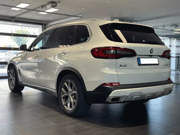BMW X5 xDrive 40i AT 340k - foto 3