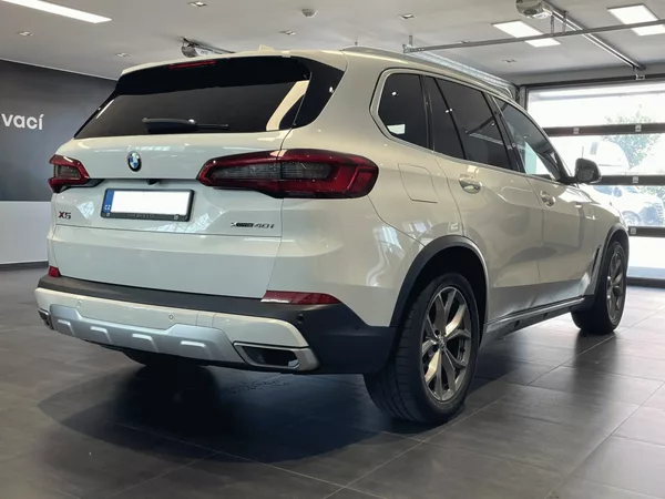 BMW X5 xDrive 40i AT 340k - foto 4