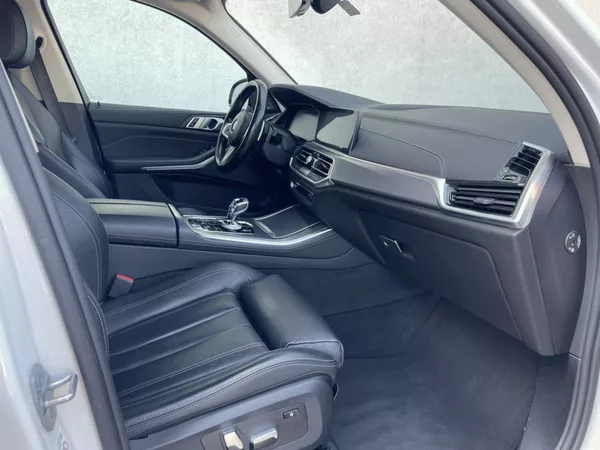 BMW X5 xDrive 40i AT 340k - foto 7