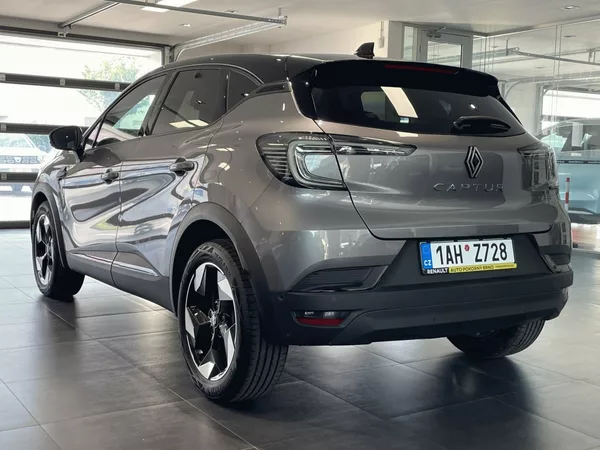 Renault Captur TECHNO 1,3TCe 160k EDC - foto 3