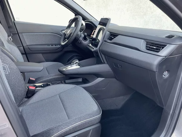 Renault Captur TECHNO 1,3TCe 160k EDC - foto 7