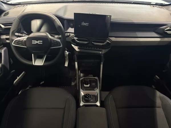 Dacia Duster expression hybrid 150 4x4 - foto 9